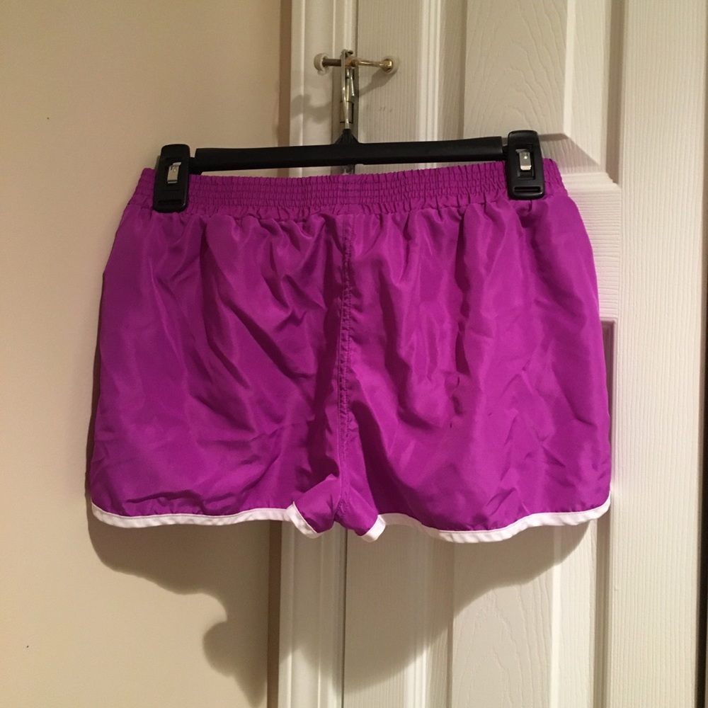 shorts - Picture 2 of 5
